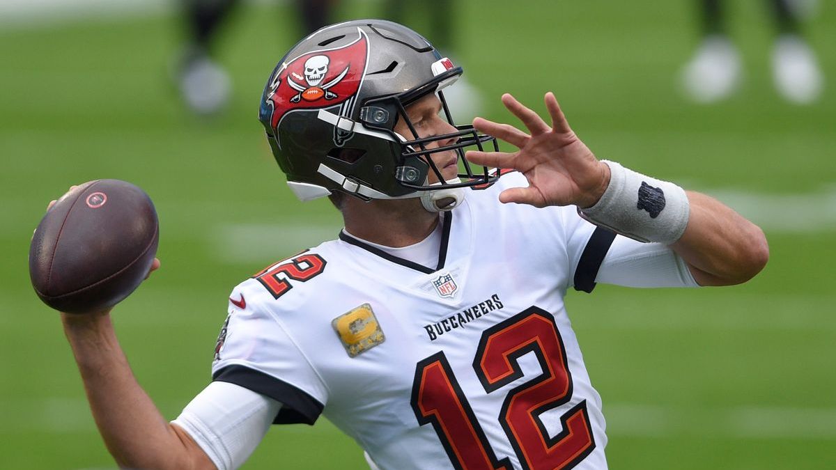 Bucs' Tom Brady Won't Be Moving Back To Northeast Anytime Soon