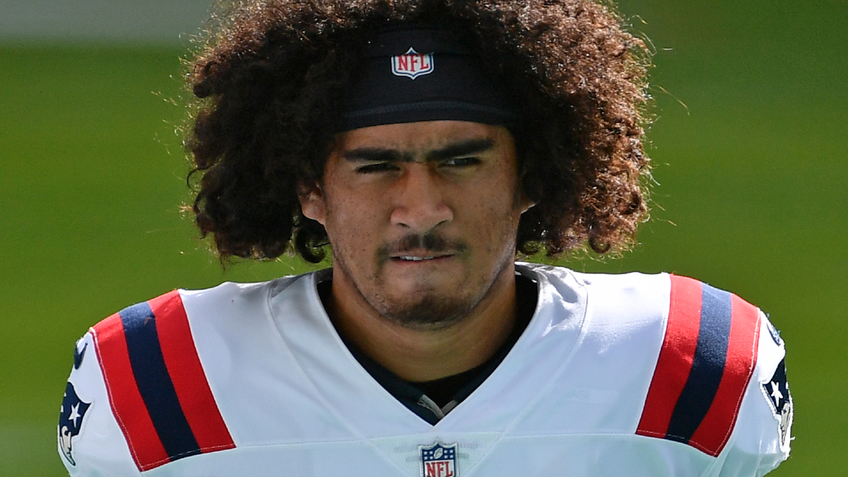 2022 NFL roster cuts: Patriots reportedly waive Devin Asiasi - Pats Pulpit