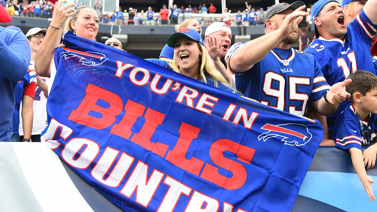 Buffalo 'best fans' billboard put up near Gillette ahead of Patriots-Bills