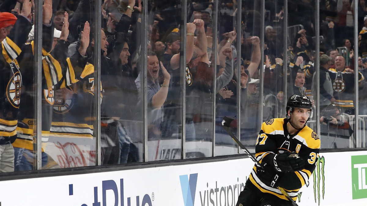 Boston Bruins, TD Garden to host fans at 'near full capacity' for