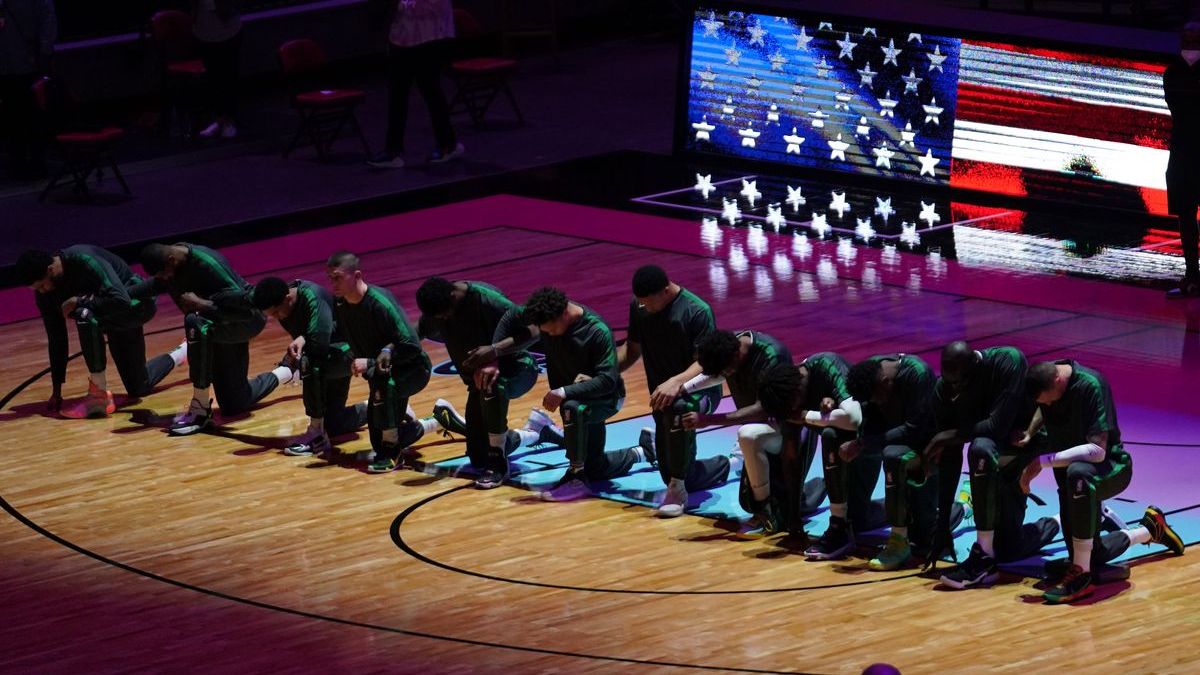LeBron James Invites Knicks Fans to Miami to Boo Him ...