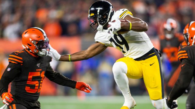 Cleveland Browns linebacker Mack Wilson and Pittsburgh Steelers wide receiver JuJu Smith-Schuster