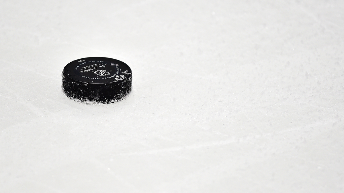 Bill Daly Confident NHL Can Finish Season Despite COVID-19 Outbreaks