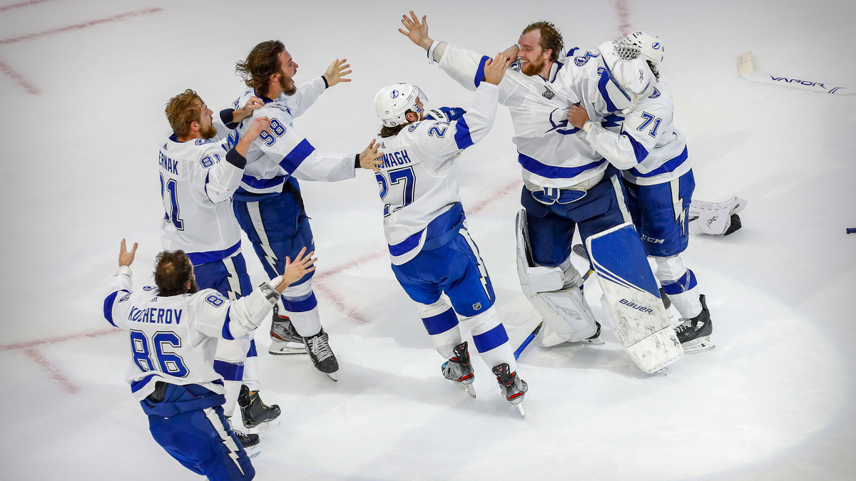 Tampa Bay Lightning Have Most Unique Billboard Of New Season (Photo