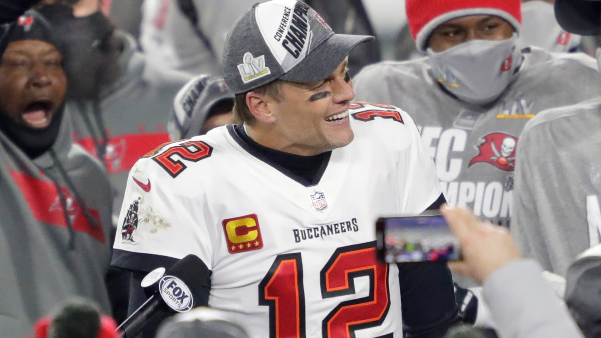 Tom Brady leads Buccaneers to NFC title game with 30-20 win over Drew Brees  and the Saints - The Boston Globe