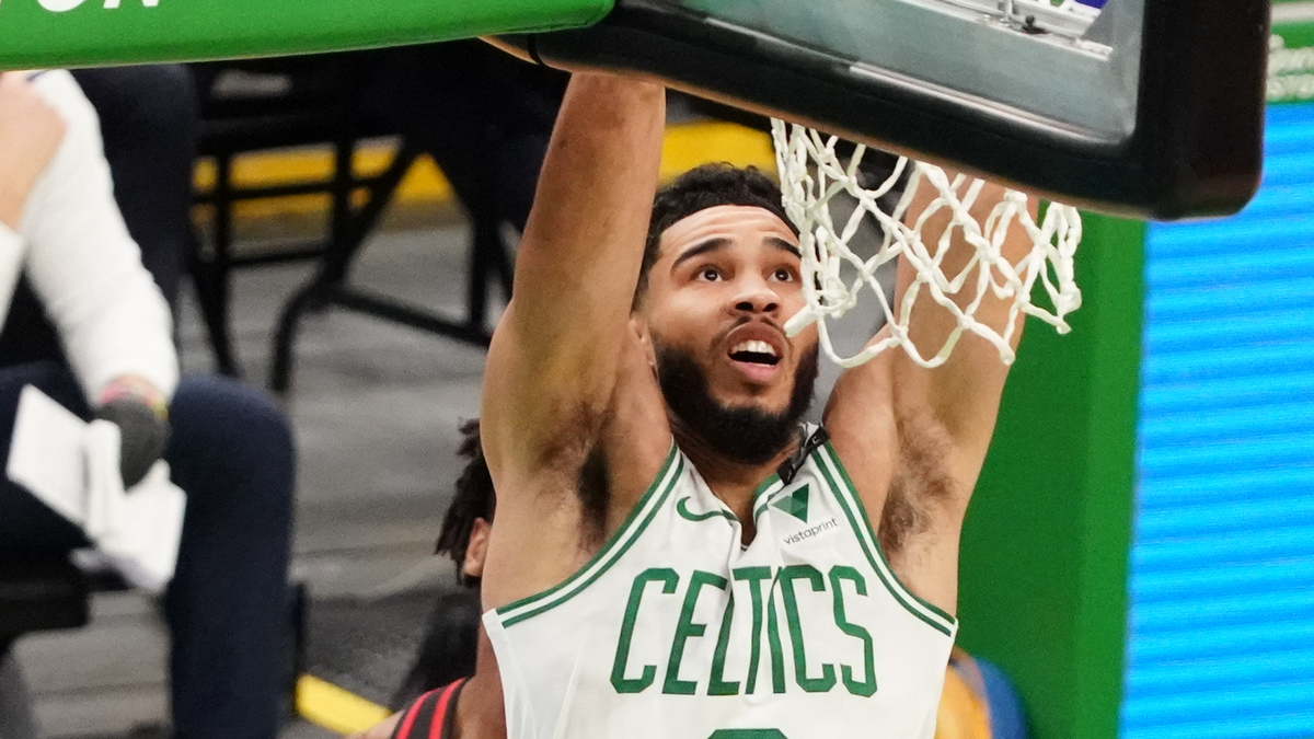 Shaq thinks Celtics should trade All-Star wing