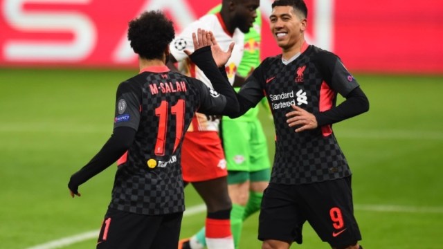 Liverpool forwards Mohamed Salah (left) and Roberto Firmino