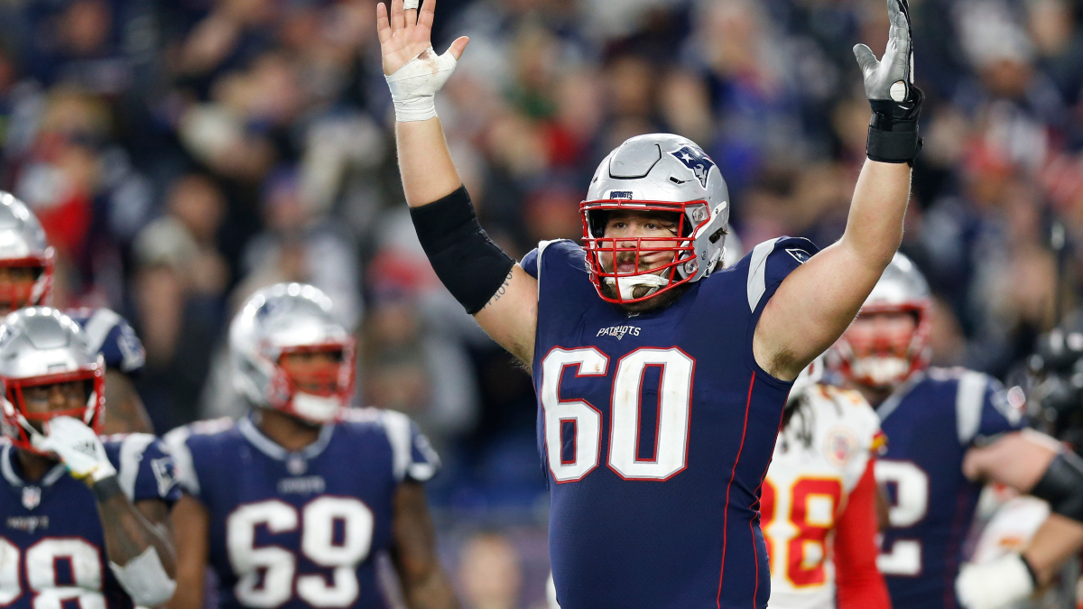 Repair of Patriots’ O-line with David Andrews reportedly returning