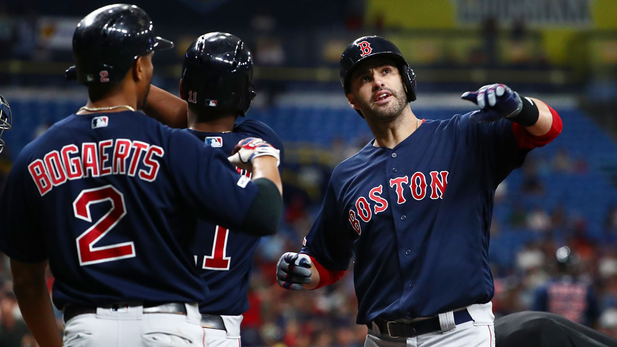 Boston Red Sox notebook: J.D. Martinez makes sliding catch, Hunter Renfroe  hits fourth homer this month, slugging .615 in May 