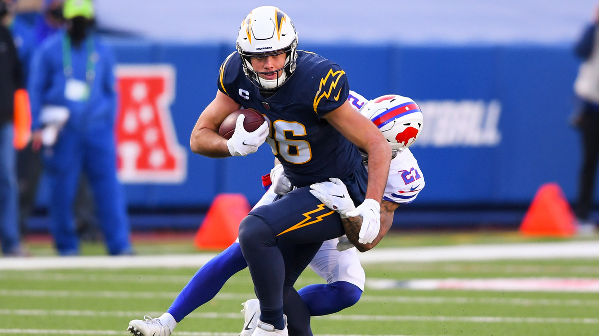 Hunter Henry explains why he chose New England Patriots: 'Just the trust of  coach (Bill) Belichick' 