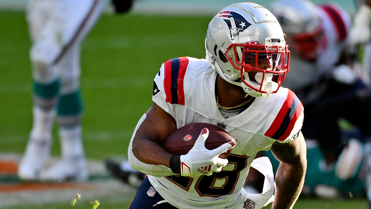 James White Trade Makes Sense For New England Patriots, Tampa Bay Buccaneers