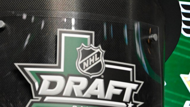 How would Bruins have fared if they drafted Taylor Hall in 2010? – NBC  Sports Boston