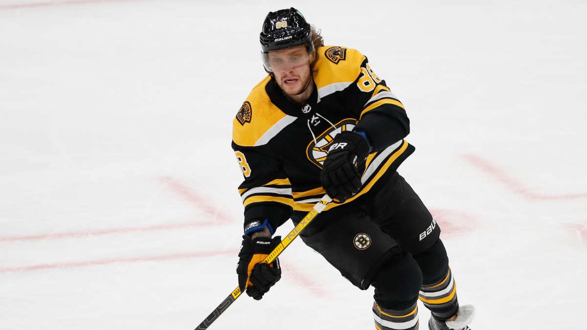Bruins' David Pastrnak announces heartbreaking loss of newborn son