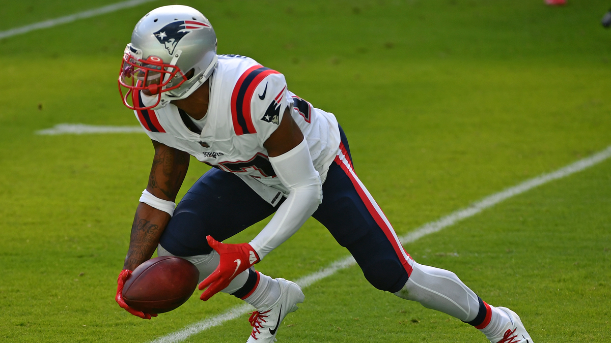 NFL Insider Suggests Patriots Can Trade CB Now
