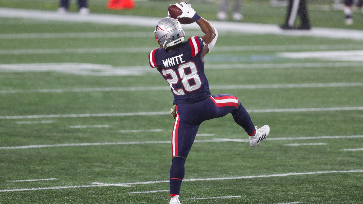 James White Trade Makes Sense For New England Patriots, Tampa Bay Buccaneers