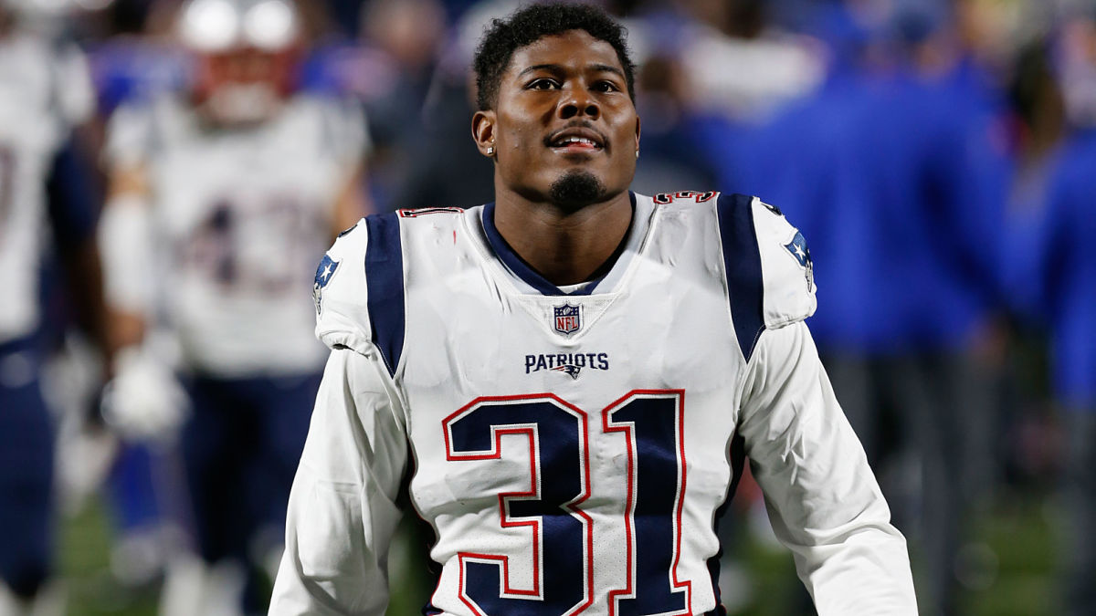 Jonathan Jones excited to play Bills after watching Patriots lose last  season 