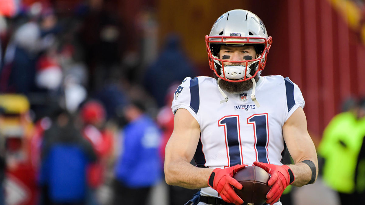 Tom Brady's Patriots Teammate Julian Edelman Strikes Again With Tampa Bay  Buccaneers Post Years After Retirement - EssentiallySports