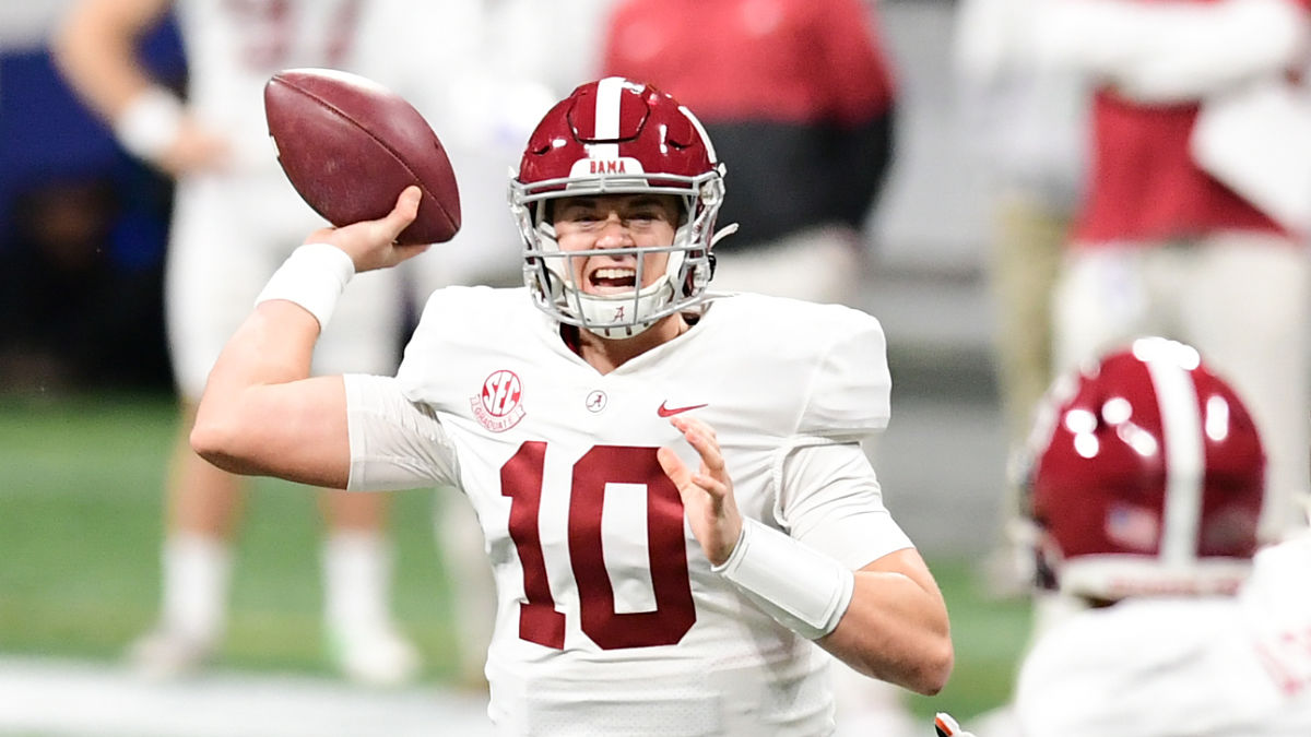 NFL Draft 2021: Patriots select Alabama quarterback Mac Jones with No. 15 overall  pick 