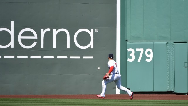 Boston Red Sox center fielder Enrique Hernandez