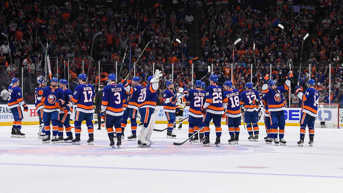 TD Garden Prepares for Bruins Season as Workers Paint