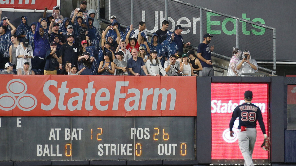 Fan At Yankee Stadium Throws Baseball At Alex Verdugo, Hits Him In