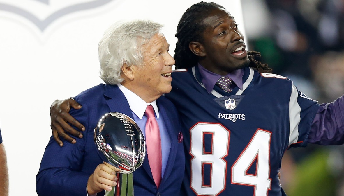 Ex-Patriots receiver Deion Branch responds to Cassius Marsh's