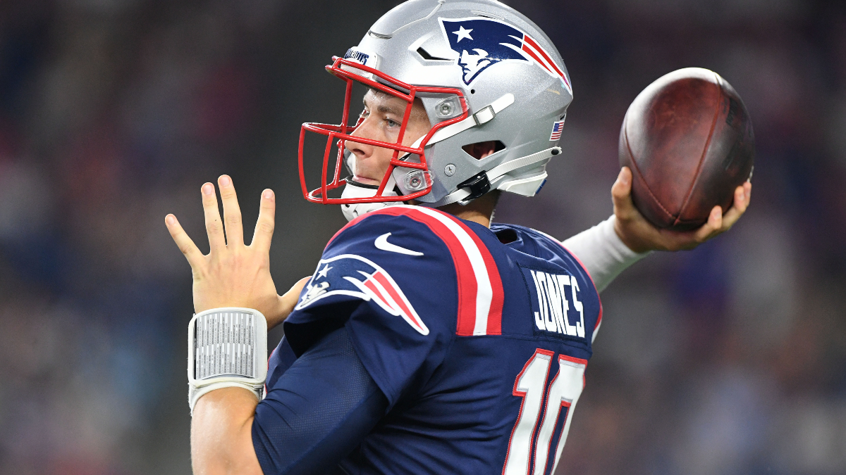 Patriots: Charlie Weis sees similarities between Mac Jones, Tom Brady