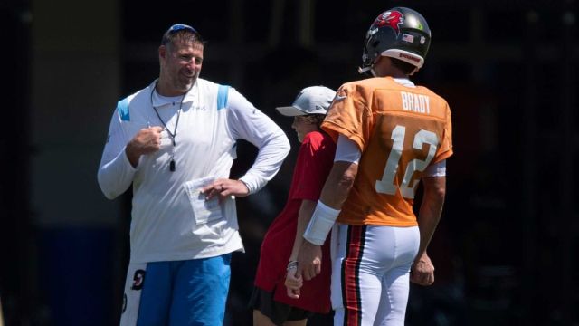 Tennessee Titans head coach Mike Vrabel and Tampa Bay Buccaneers quarterback Tom Brady