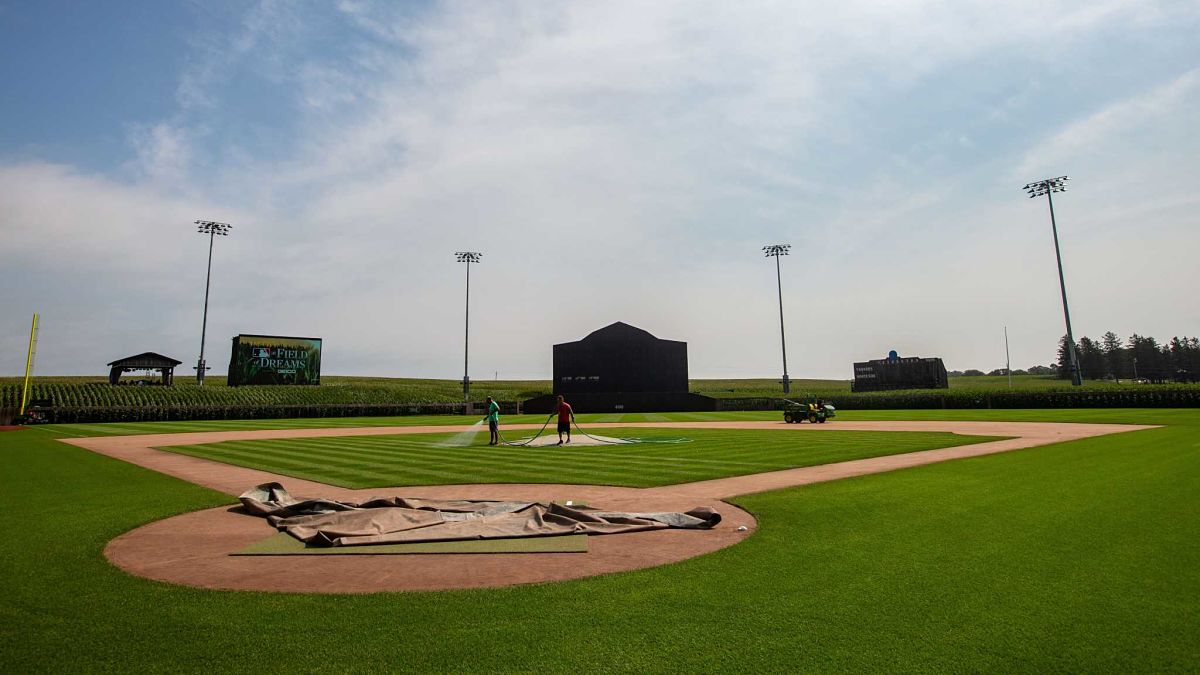 MLB Field of Dreams Game: Yankees-White Sox TV channel, live stream, start  time, odds, five things to know 