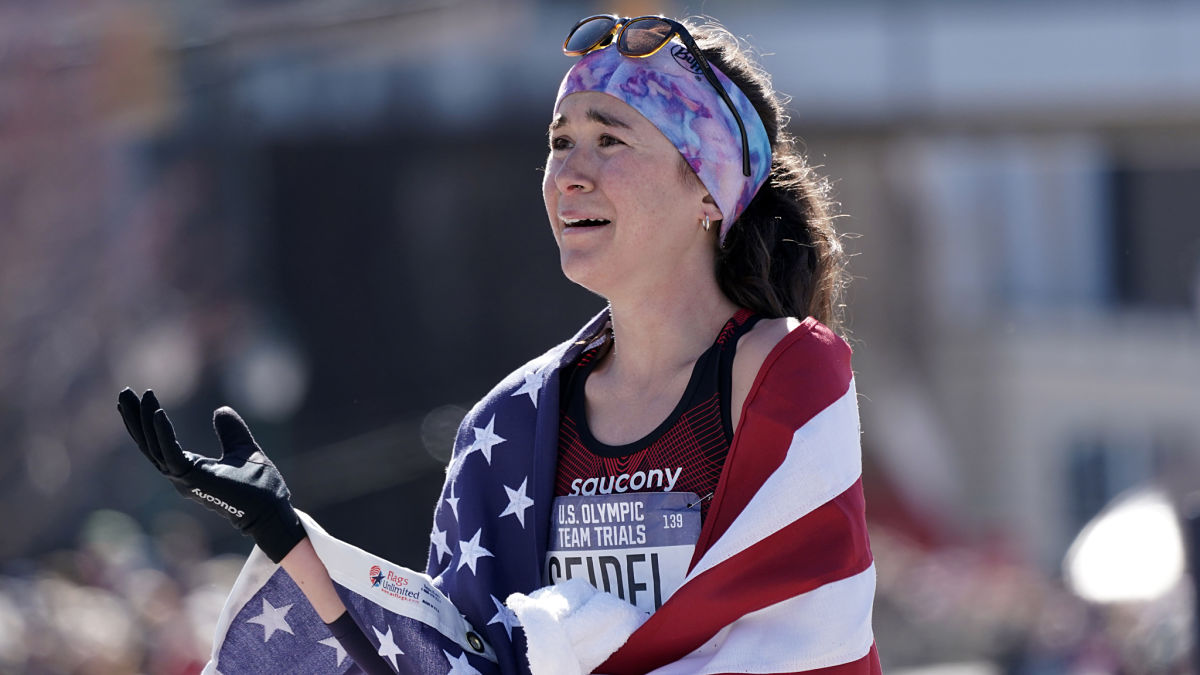 U.S. runner Molly Seidel wins bronze medal in Olympic marathon