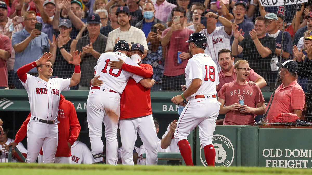 Renfroe, Red Sox edge Rays 2-1 in series finale