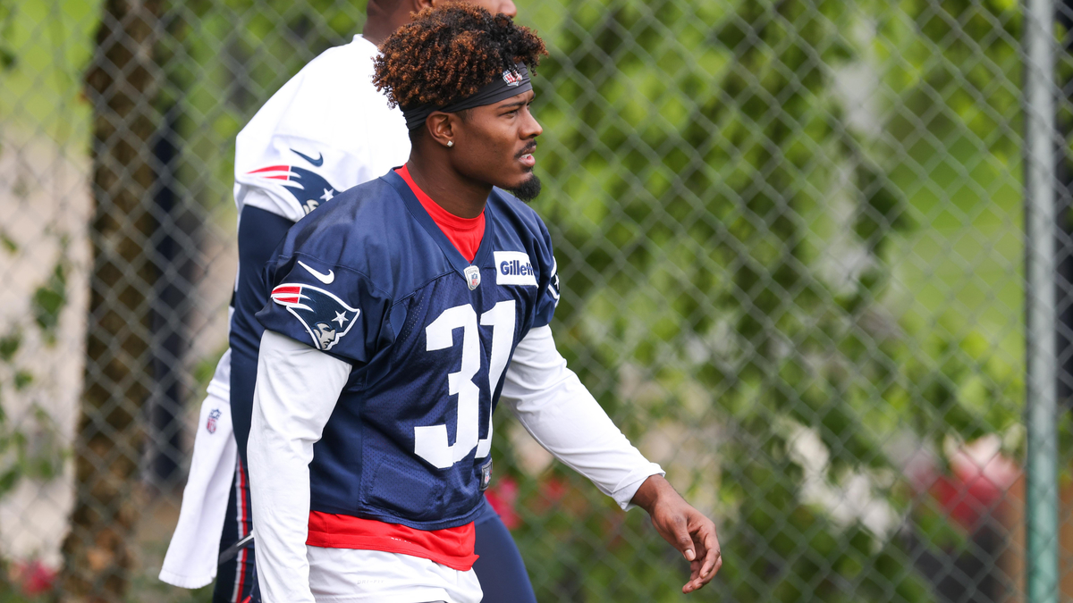 Jonathan Jones maintains admiration for Patriots entering free