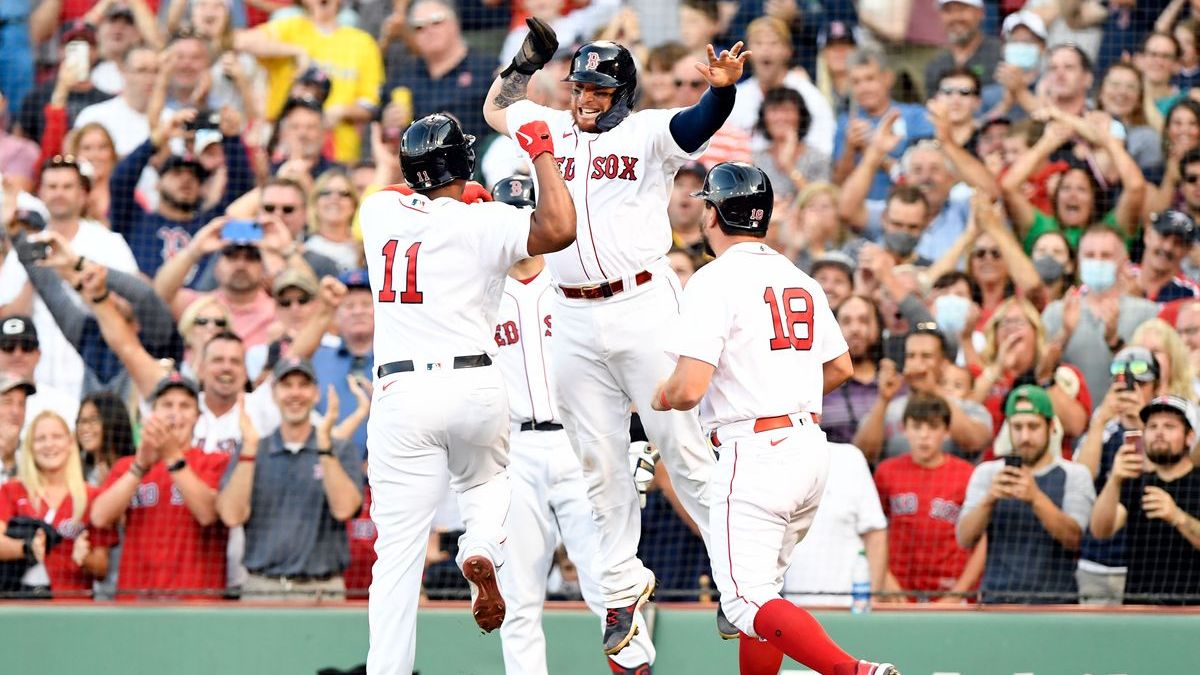 Red Sox News: NESN adding fan-favorites for 2021 season