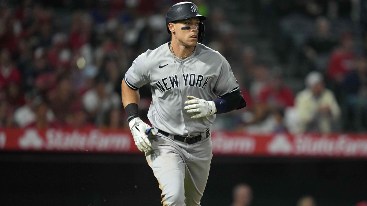 Aaron Judge exits Yankees-Mets games with dizziness