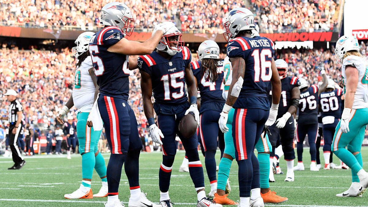 Studs and duds in Patriots' crushing 24-17 loss to Dolphins