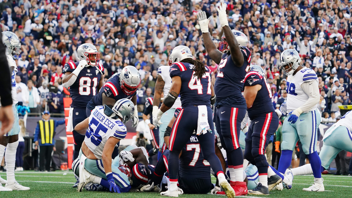 In a roller-coaster game at Gillette, Patriots lose in OT to Cowboys 35-29