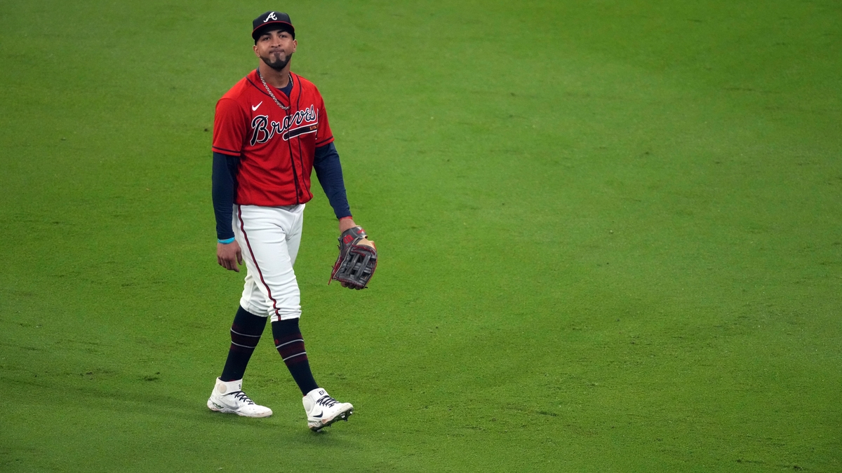 World Series: Braves outfielder Eddie Rosario explains how bloop