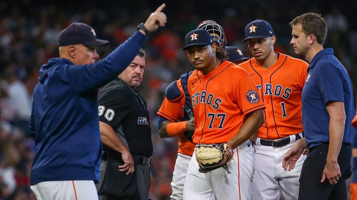 Astros' Luis Garcia Leaves ALCS Game 2 With Apparent Injury - MLB