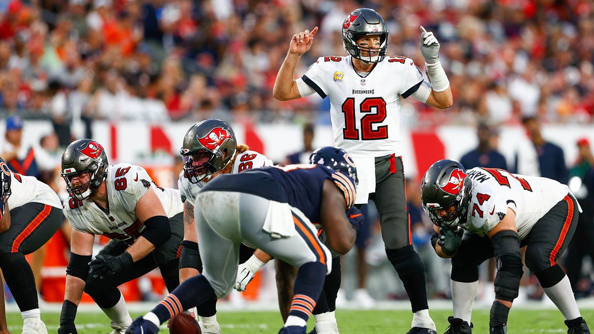 Tom Brady's 600th TD ball nets Buccaneers fan plenty of swag