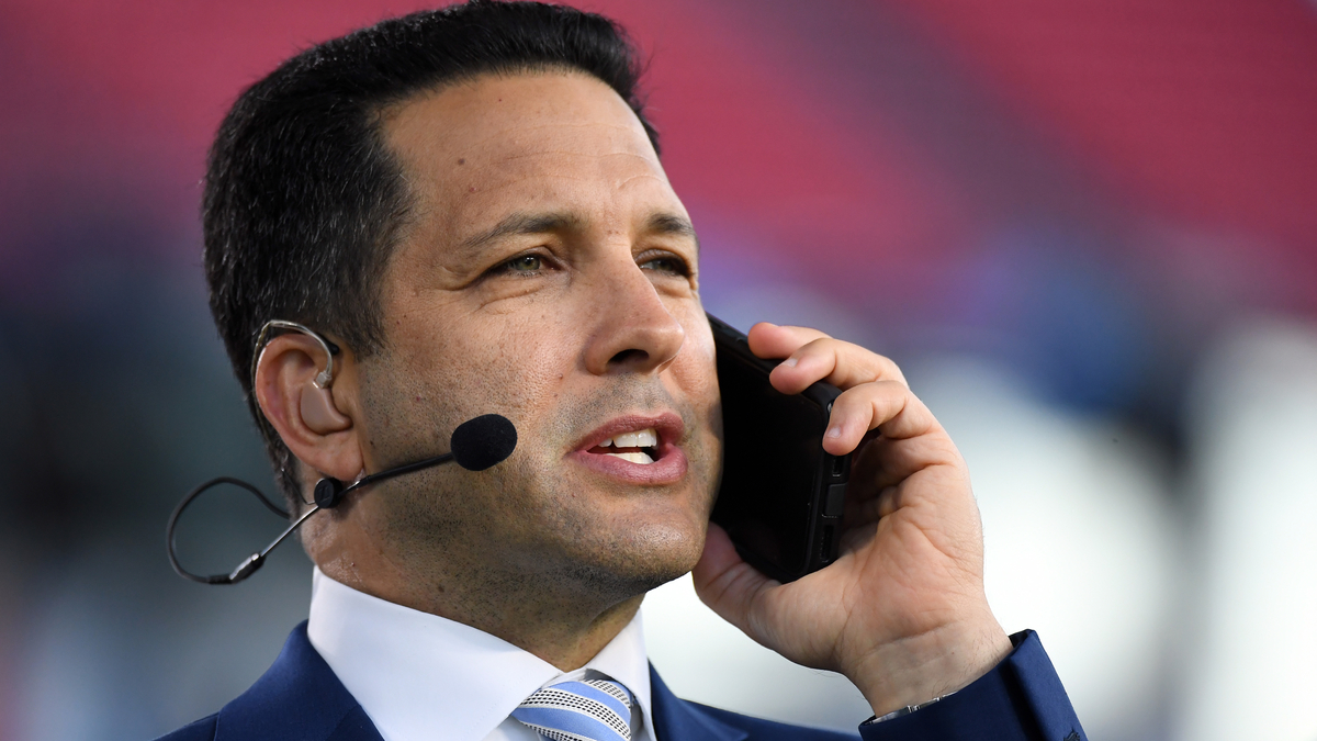 Adam Schefter ripped for insensitive Dwayne Haskins tweet