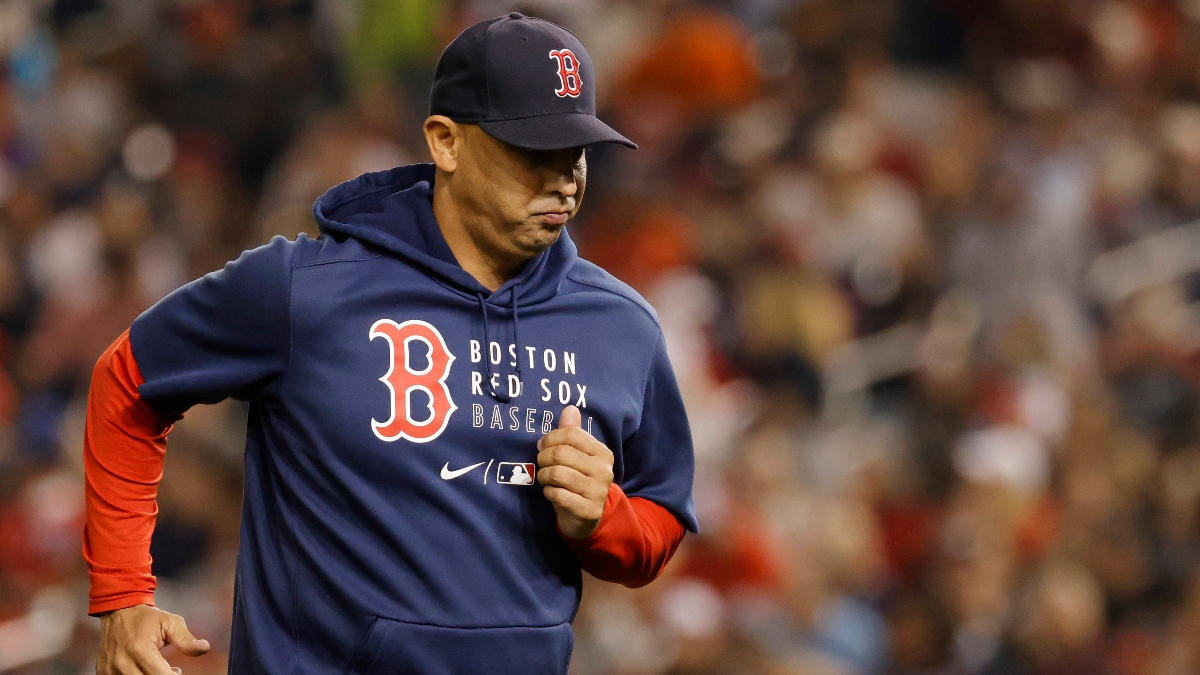 Red Sox pick up manager Alex Cora's options for 2023, 2024 seasons