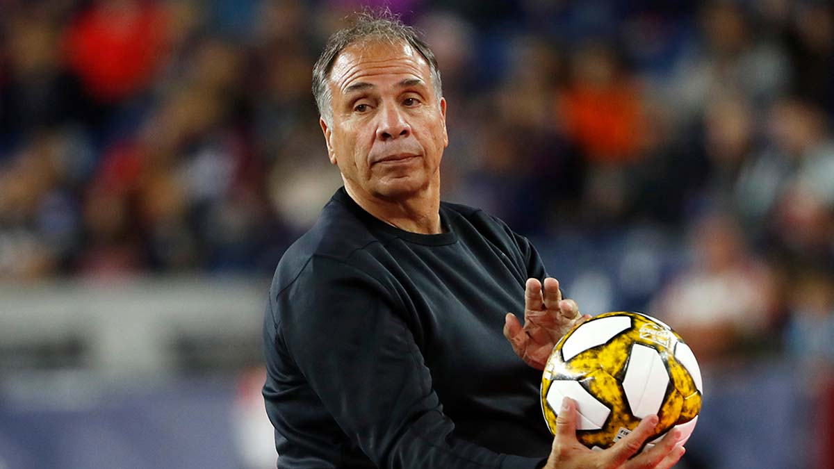 VA Hero Of The Week | Bruce Arena Awarded MLS Coach Of The Year
