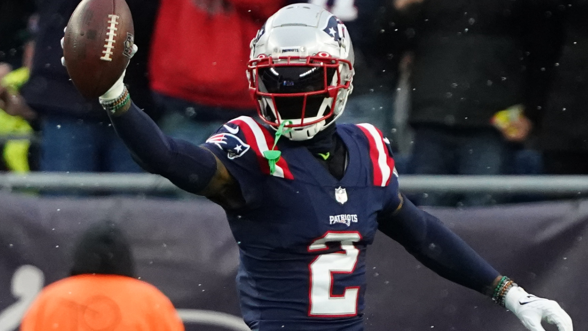 Why Bill Belichick sees Jalen Mills as a 'defensive Kendrick Bourne' - Pats  Pulpit