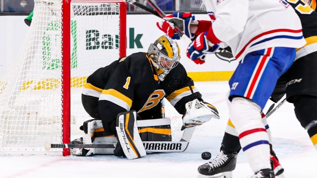 Boston Bruins goaltender Jeremy Swayman