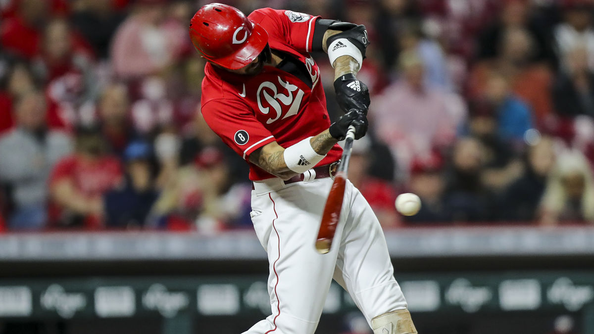 Nick Castellanos doesn't opt out of Reds contract