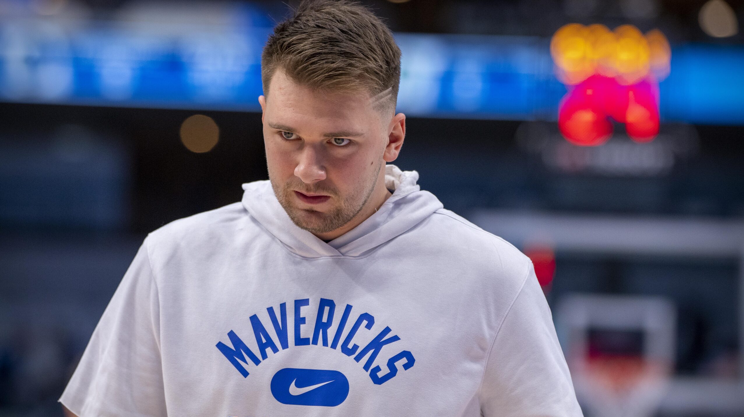 Mavs' Luka Doncic Out With Ankle Injury
