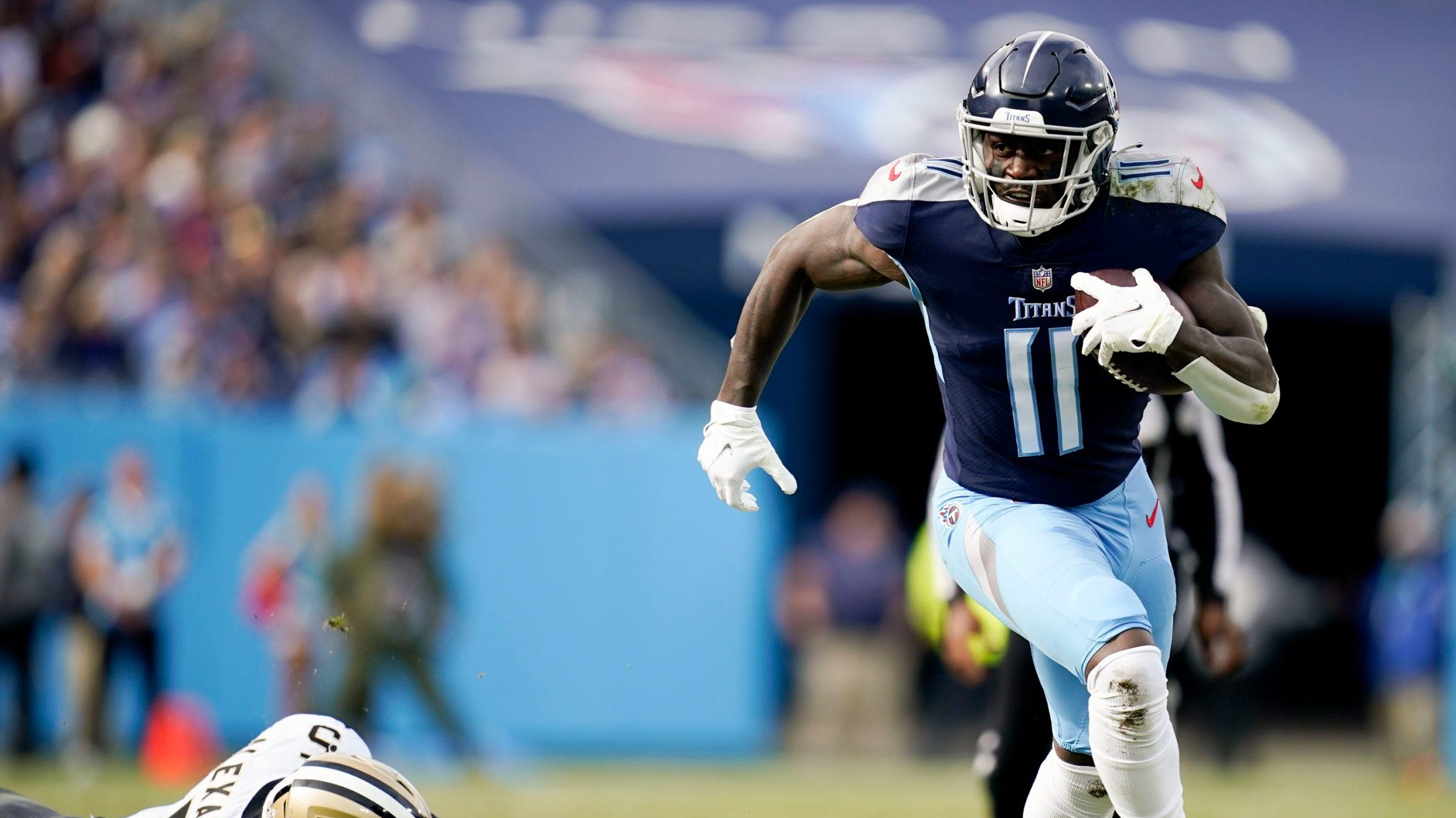 2022 NFL Draft: Titans trade A.J. Brown to Eagles for picks