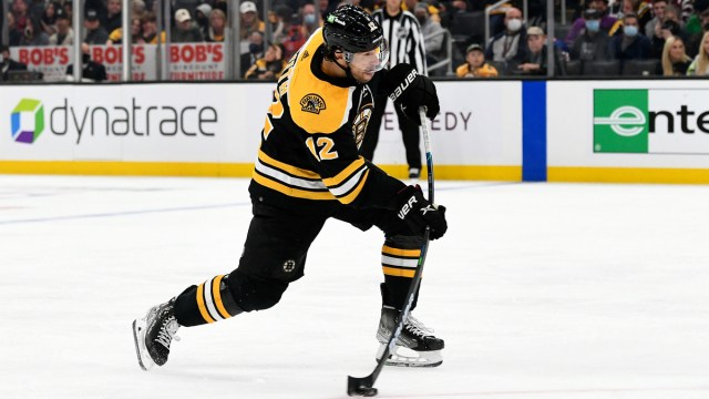 Boston Bruins forward Craig Smith
