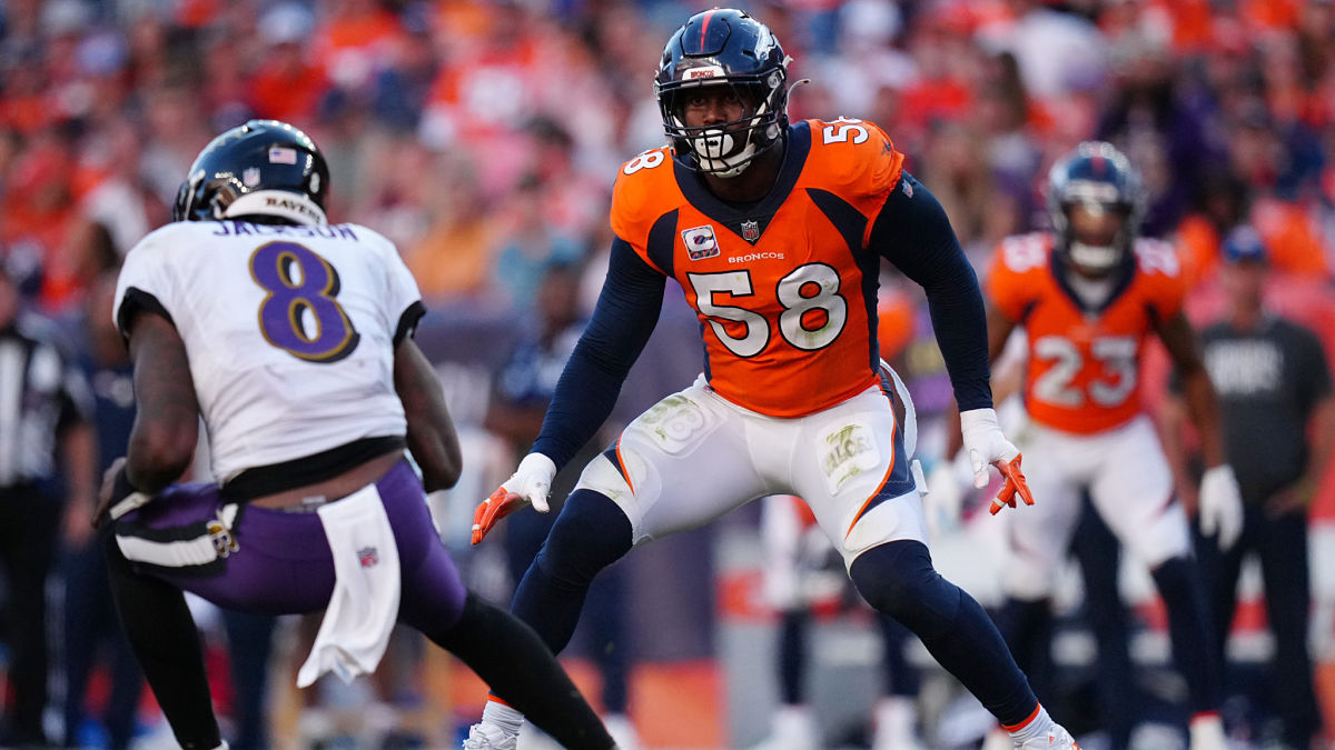 Rams acquire Von Miller in blockbuster trade: reports