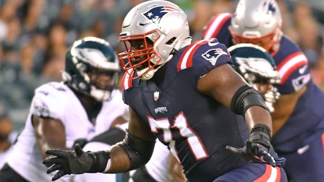New England Patriots offensive guard Mike Onwenu